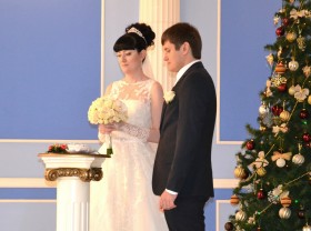 Поздравляем заведующую канцелярии Новороссийской ТПП Инну Париеву с бракосочетанием!