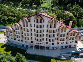 Всесезонный туристско-рекреационный курорт «Армхи» предлагает санаторно-курортное лечение в Санаторном отделении курорта «Армхи»