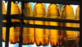 Пиво запретят разливать в большие пластиковые бутылки